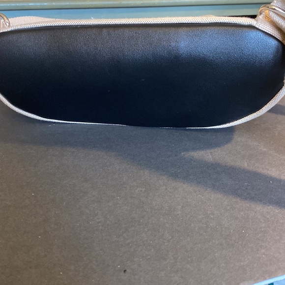 VGUC. David Jones of Paris canvas book bag. - Picture 5 of 11